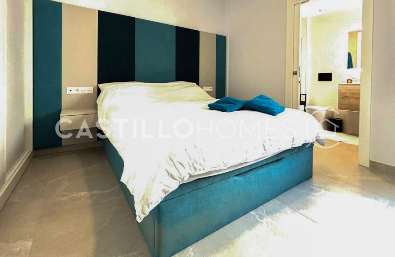 3 Zimmer Penthouse zu verkaufen in Torrevieja mit Pool - 399.000 € (Ref: 9795120)