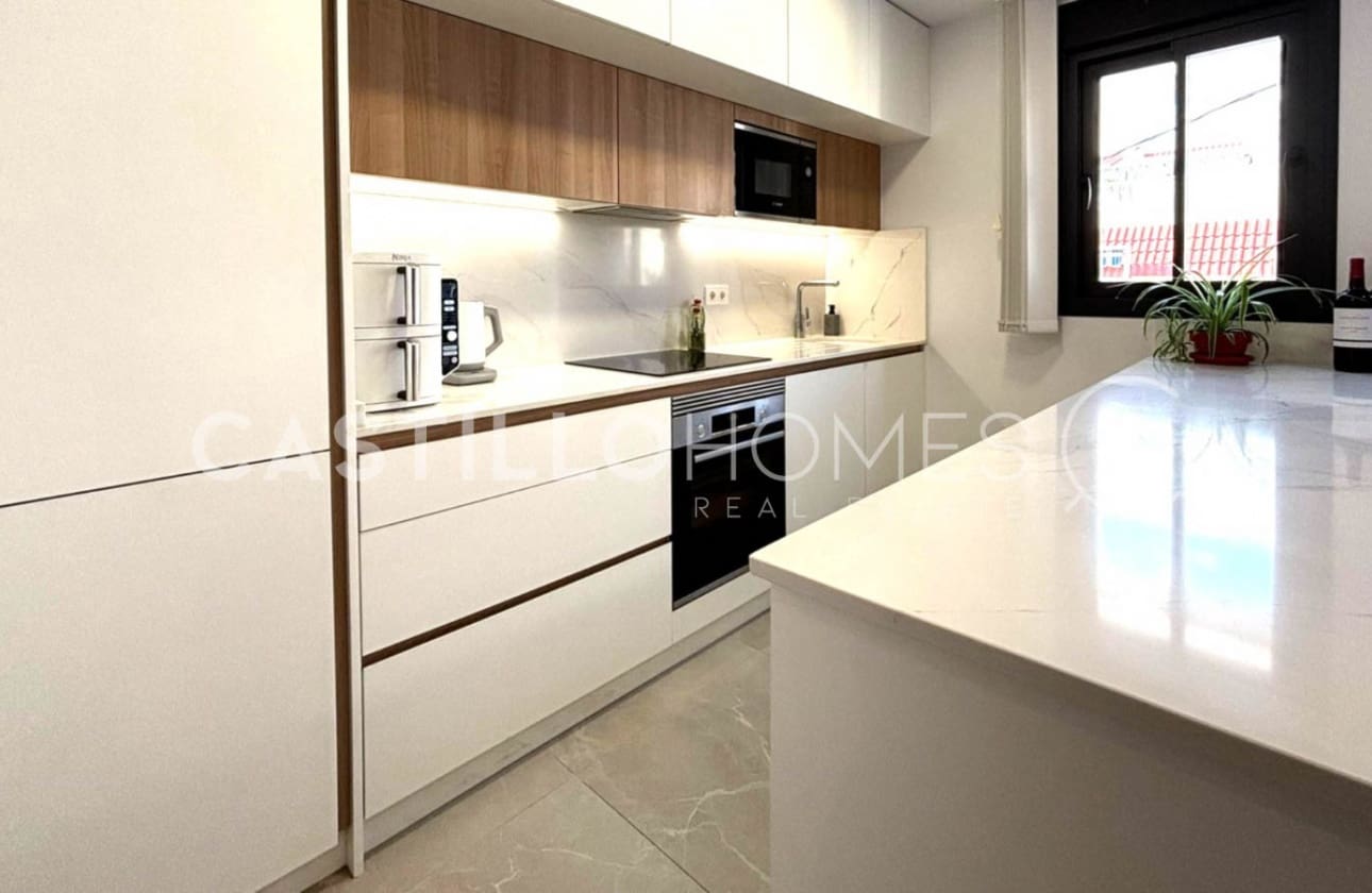 3 Zimmer Penthouse zu verkaufen in Torrevieja mit Pool - 399.000 € (Ref: 9795120)