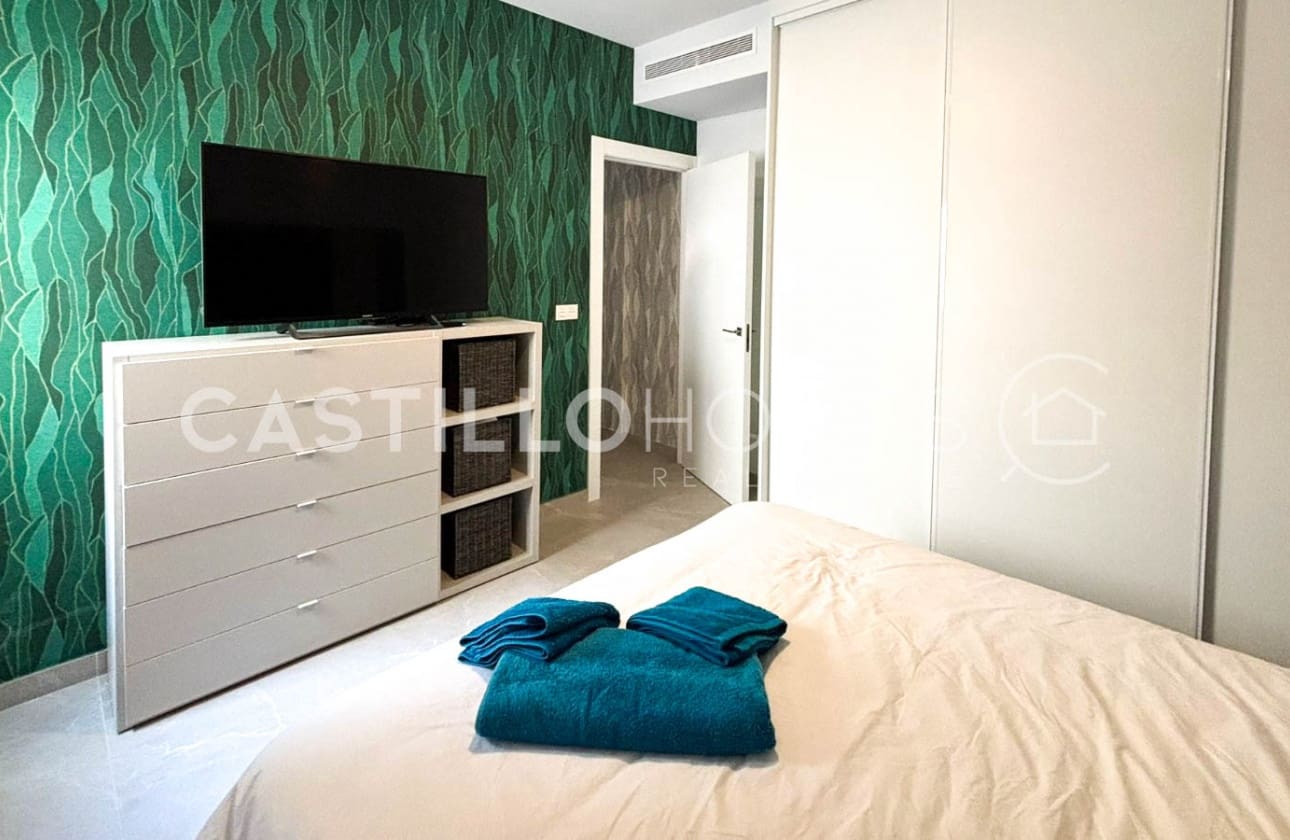 3 Zimmer Penthouse zu verkaufen in Torrevieja mit Pool - 399.000 € (Ref: 9795120)