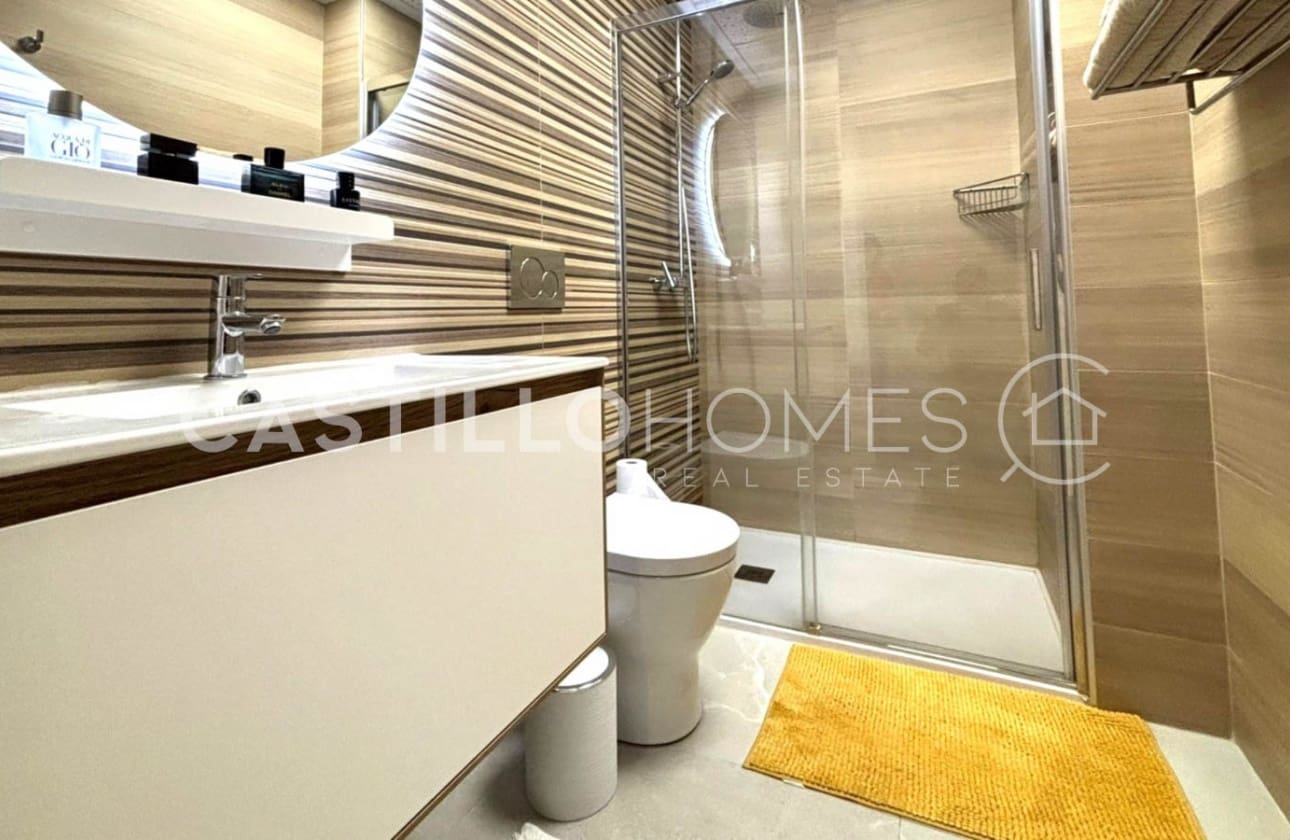 3 Zimmer Penthouse zu verkaufen in Torrevieja mit Pool - 399.000 € (Ref: 9795120)