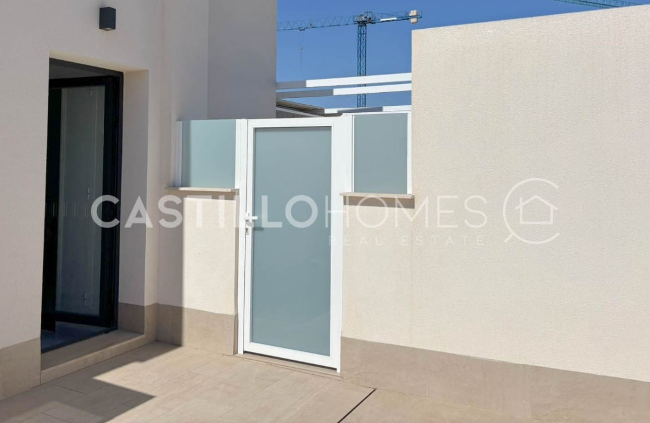 3 Zimmer Penthouse zu verkaufen in Torrevieja mit Pool - 399.000 € (Ref: 9795120)