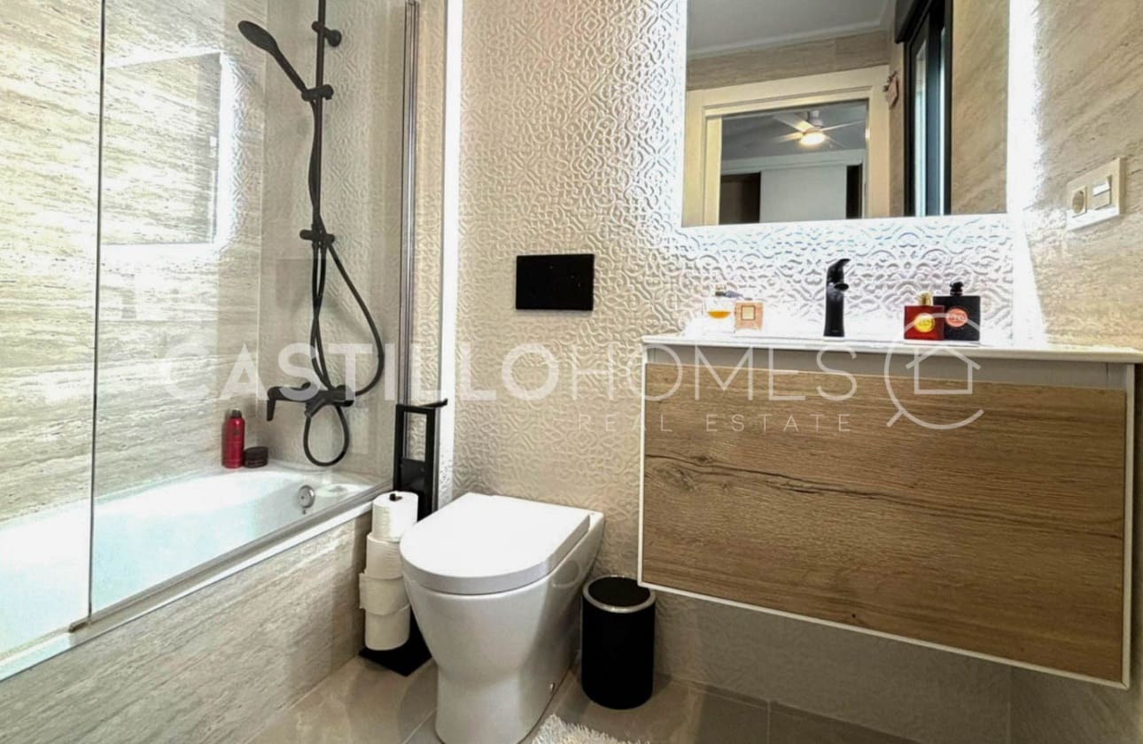 3 Zimmer Penthouse zu verkaufen in Torrevieja mit Pool - 399.000 € (Ref: 9795120)