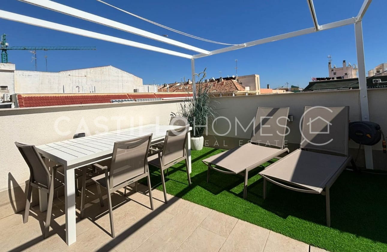 3 Zimmer Penthouse zu verkaufen in Torrevieja mit Pool - 399.000 € (Ref: 9795120)