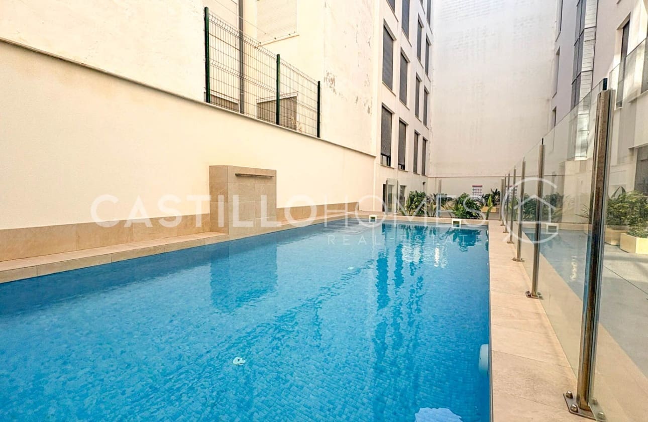 3 Zimmer Penthouse zu verkaufen in Torrevieja mit Pool - 399.000 € (Ref: 9795120)