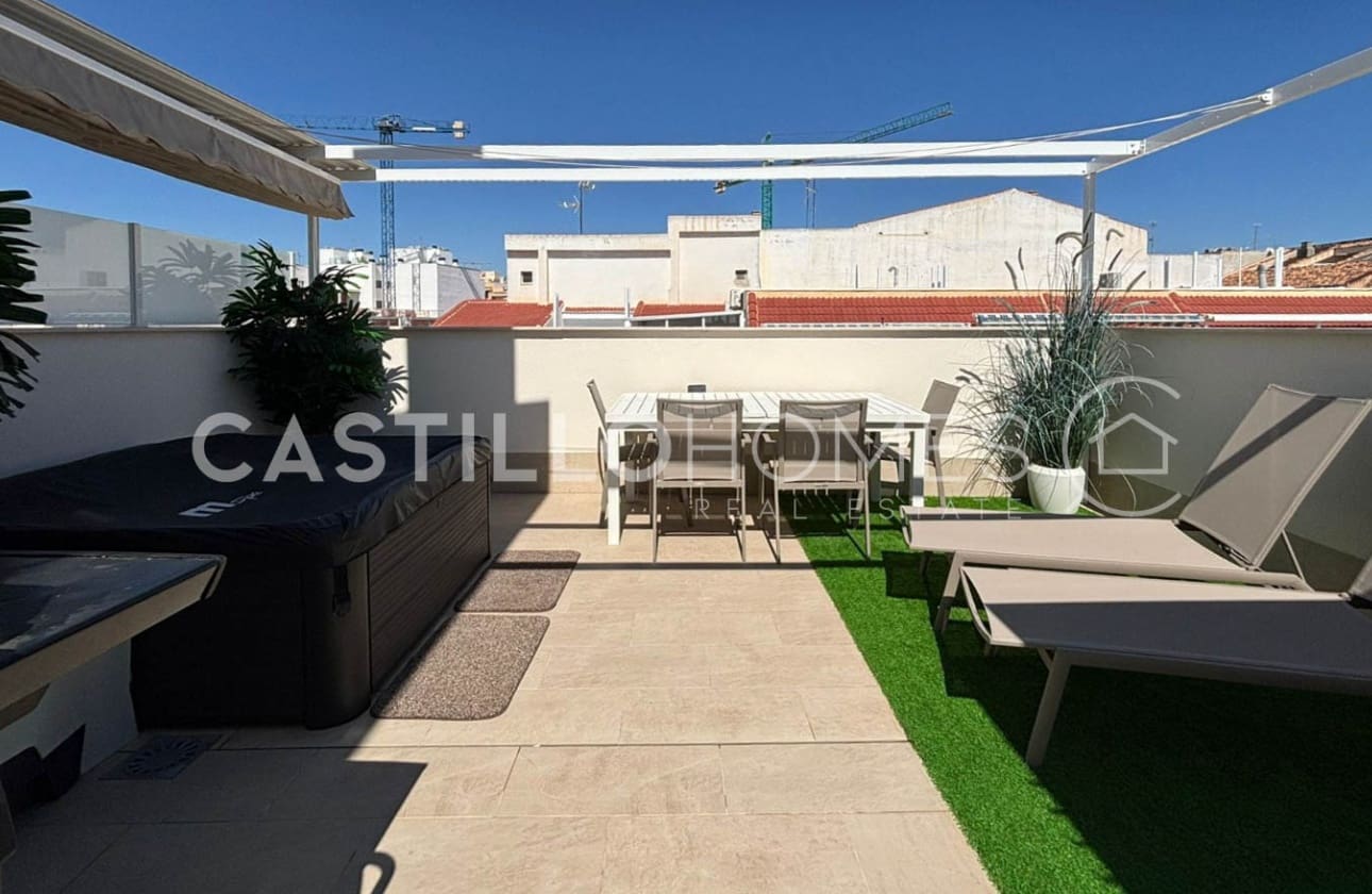 3 Zimmer Penthouse zu verkaufen in Torrevieja mit Pool - 399.000 € (Ref: 9795120)