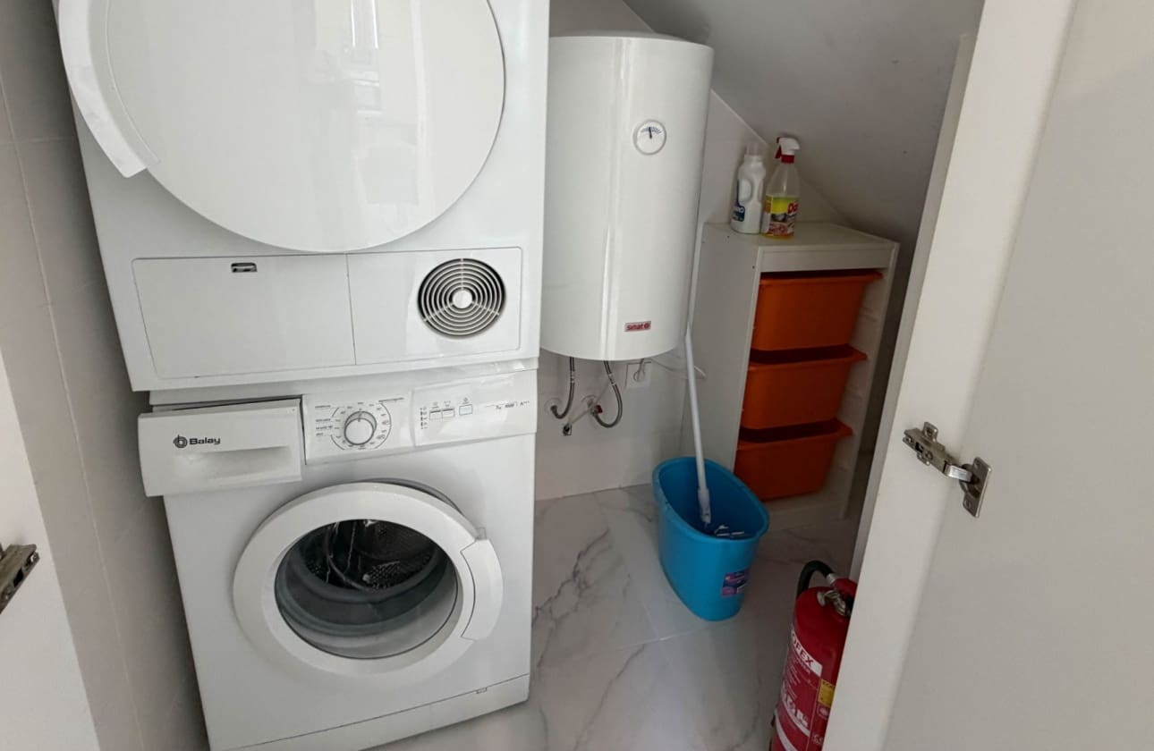 3 sypialnia Dom na sprzedaż w Ciudad Quesada z basenem - 399 900 € (Ref: 9795121)