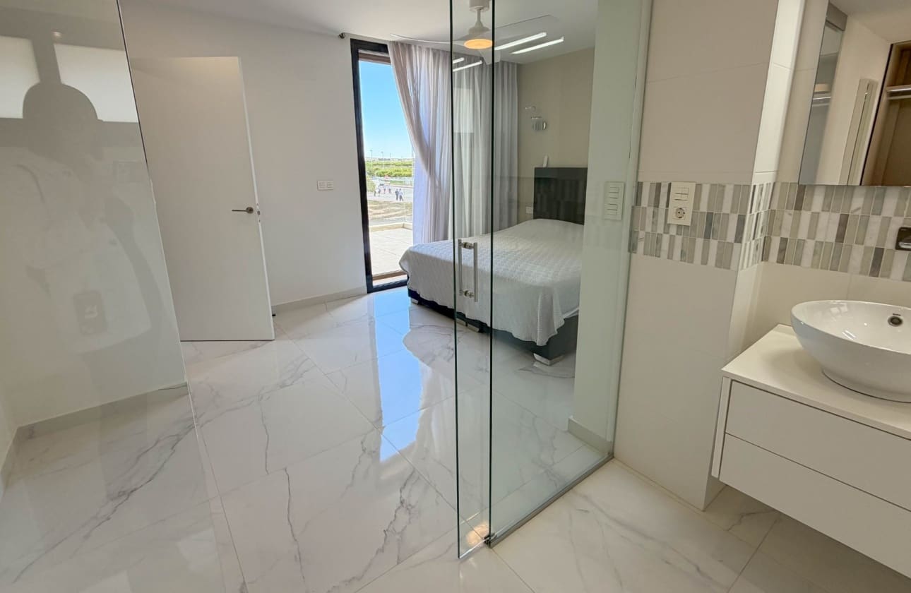 3 sypialnia Dom na sprzedaż w Ciudad Quesada z basenem - 399 900 € (Ref: 9795121)