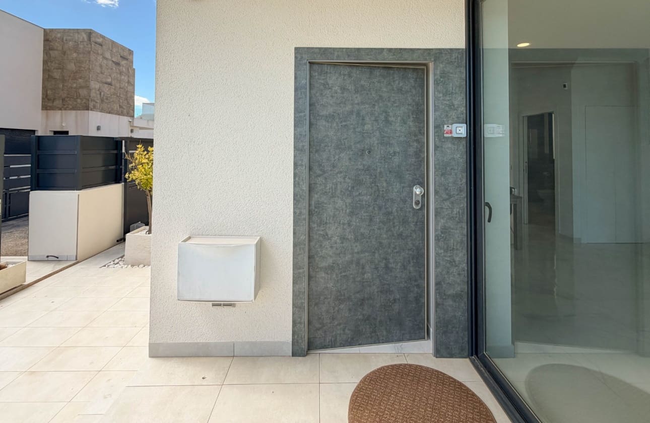 3 sypialnia Dom na sprzedaż w Ciudad Quesada z basenem - 399 900 € (Ref: 9795121)