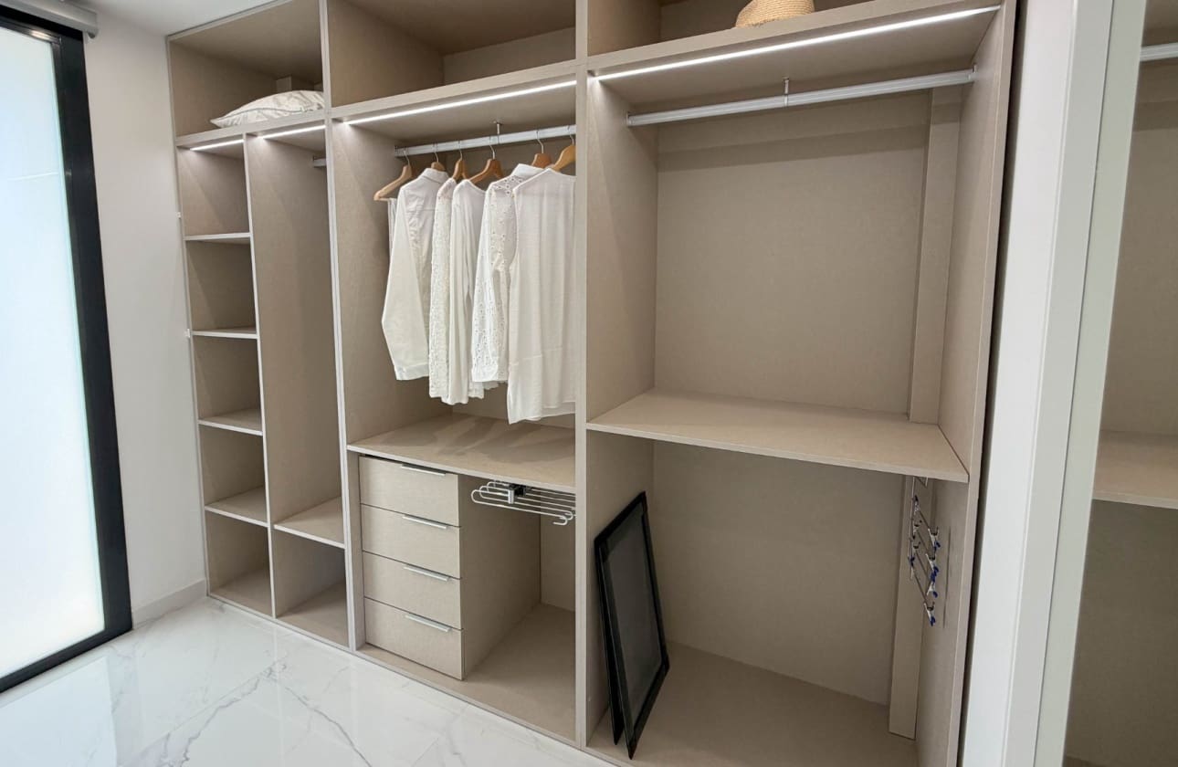 3 sypialnia Dom na sprzedaż w Ciudad Quesada z basenem - 399 900 € (Ref: 9795121)