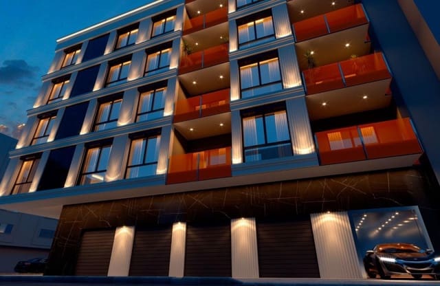 2 slaapkamer Penthouse te koop in Parque de las Naciones, Torrevieja met zwembad - € 349.000 (Ref: 9795123)