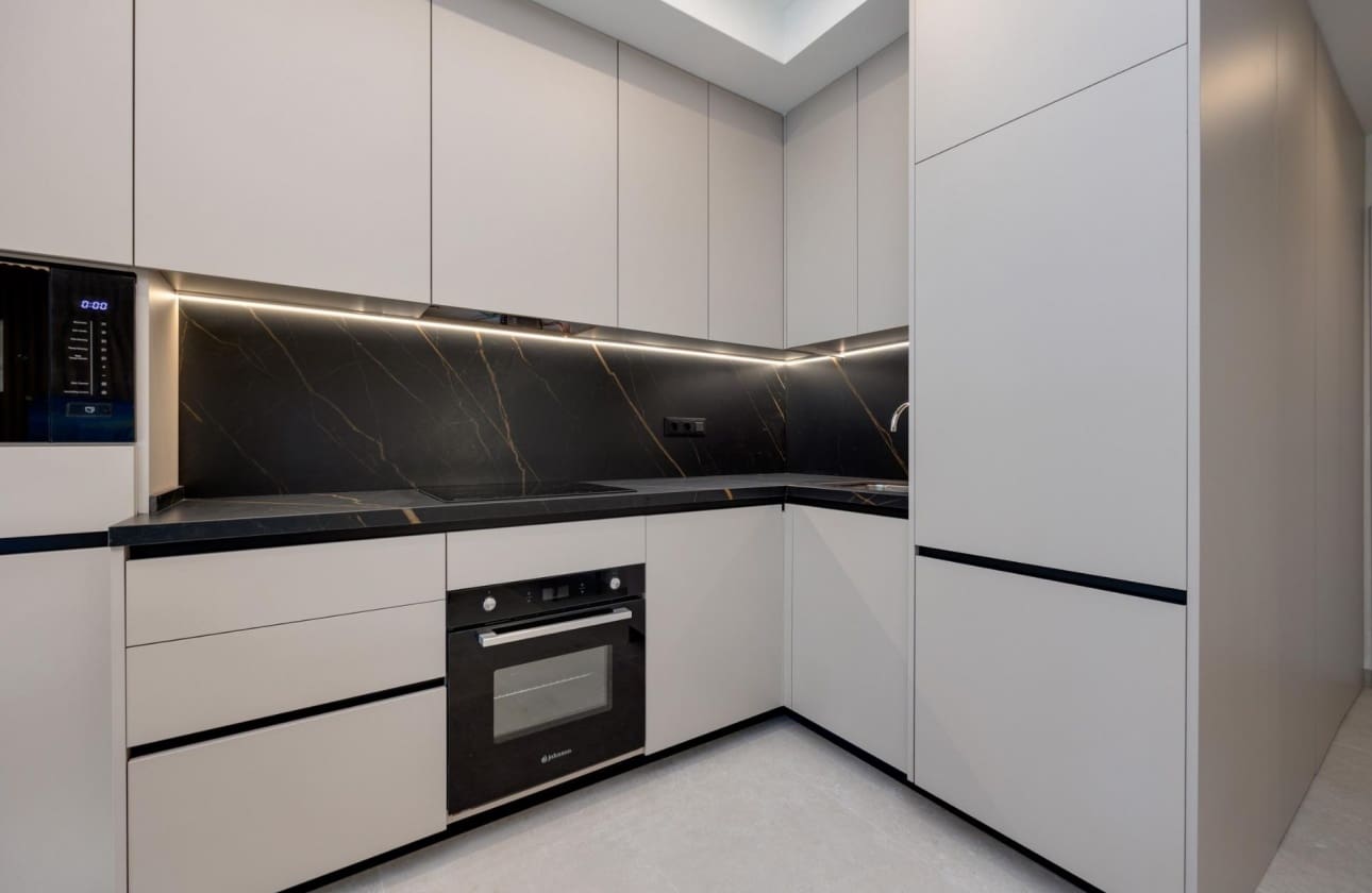 2 quarto Penthouse para venda em Guardamar del Segura com piscina - 445 000 € (Ref: 9795124)