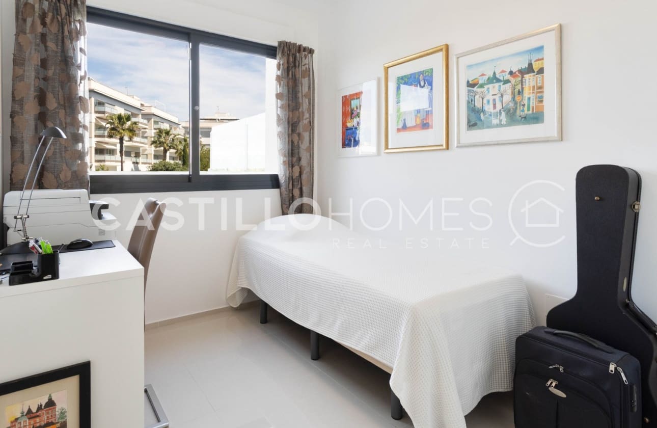 2 bedroom Apartment for sale in Los Dolses with pool - € 229,000 (Ref: 9795132)