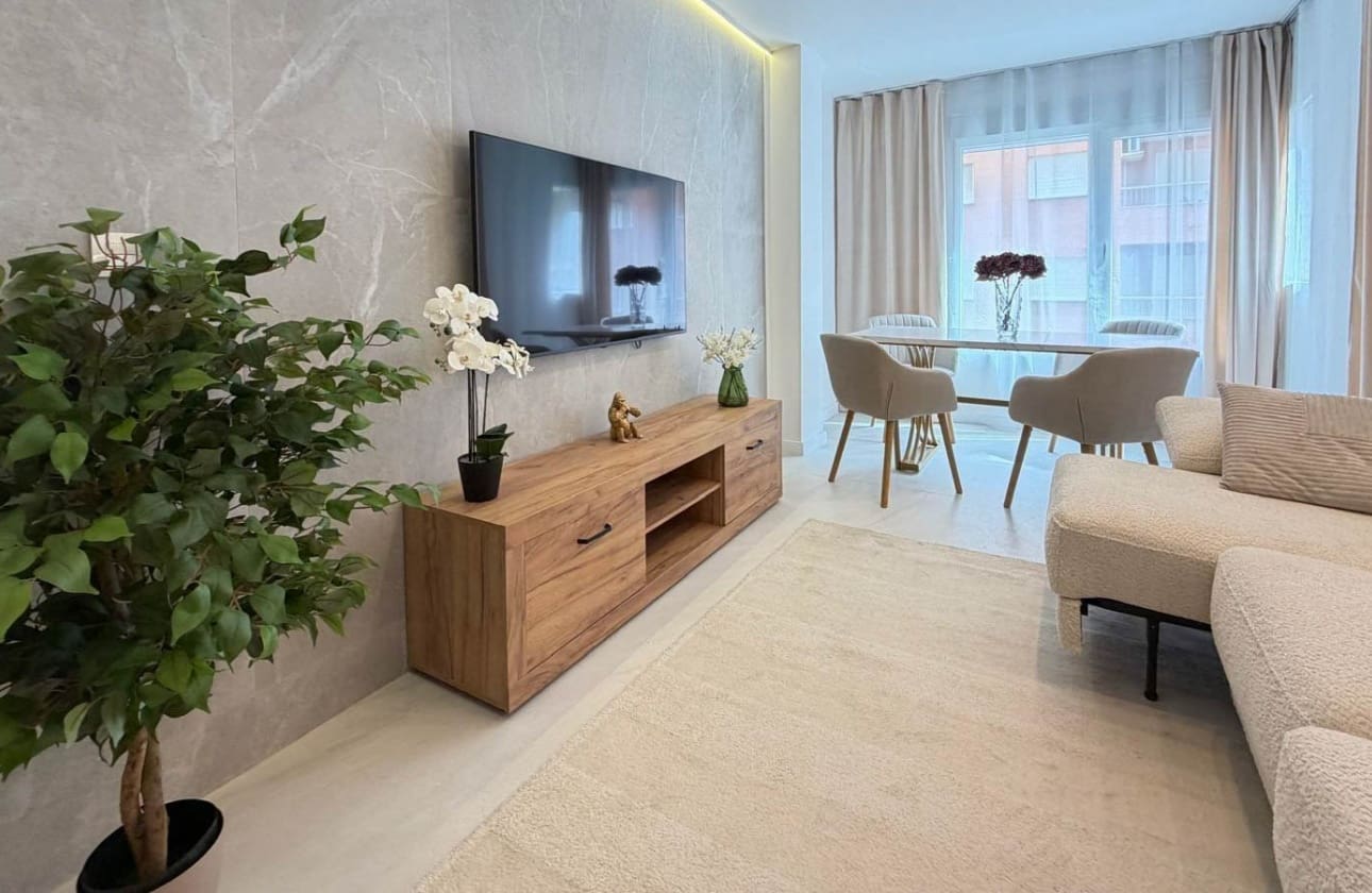 4 slaapkamer Appartement te koop in Torrevieja - € 277.000 (Ref: 9795133)