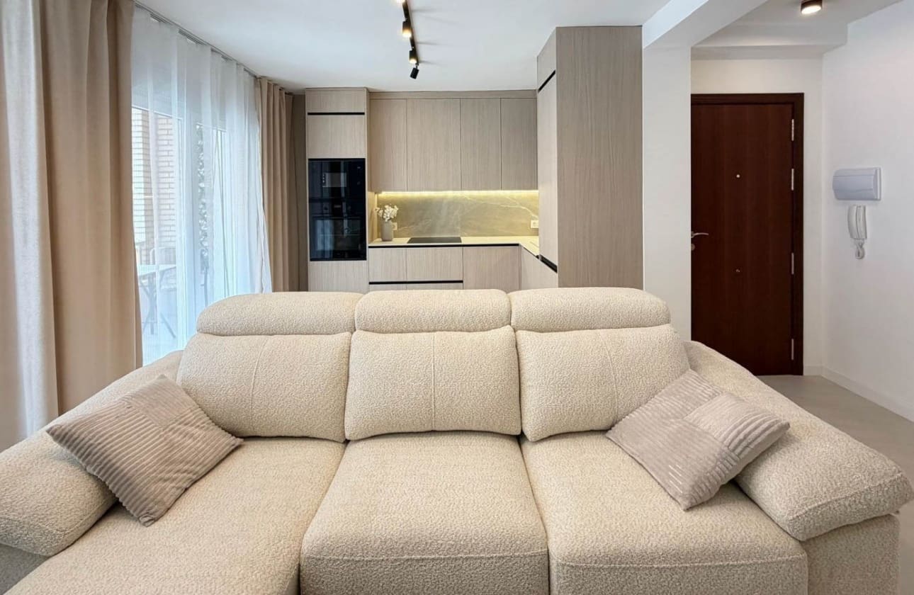 4 slaapkamer Appartement te koop in Torrevieja - € 277.000 (Ref: 9795133)