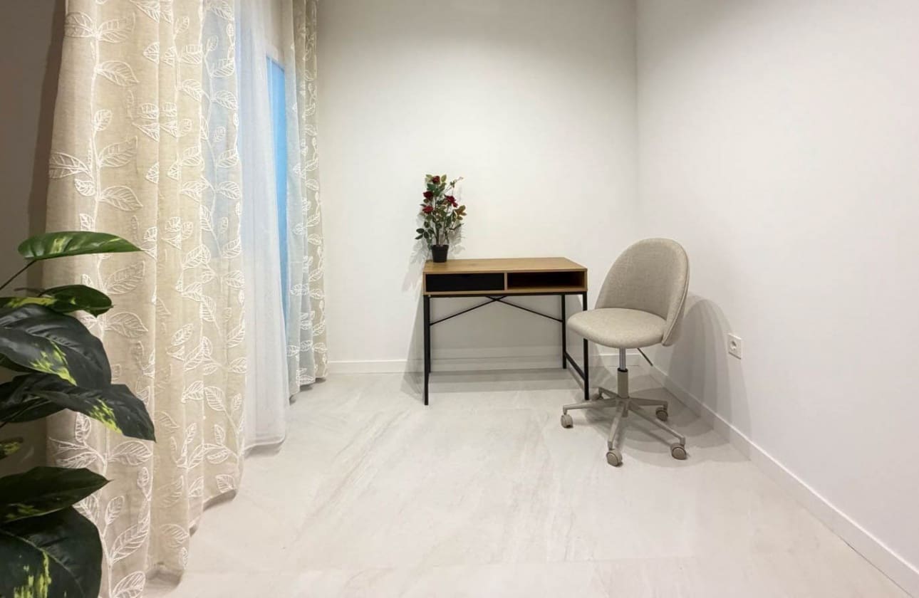 4 slaapkamer Appartement te koop in Torrevieja - € 277.000 (Ref: 9795133)