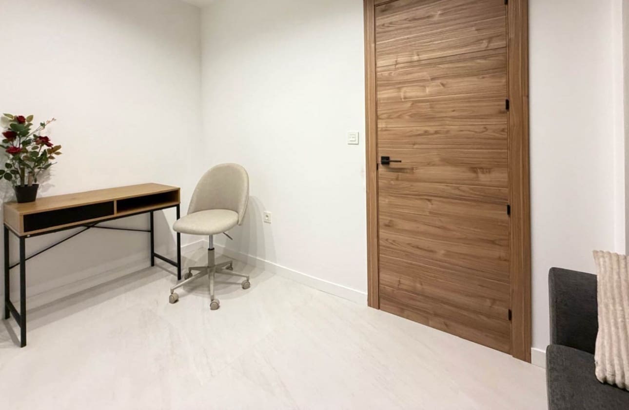 4 slaapkamer Appartement te koop in Torrevieja - € 277.000 (Ref: 9795133)