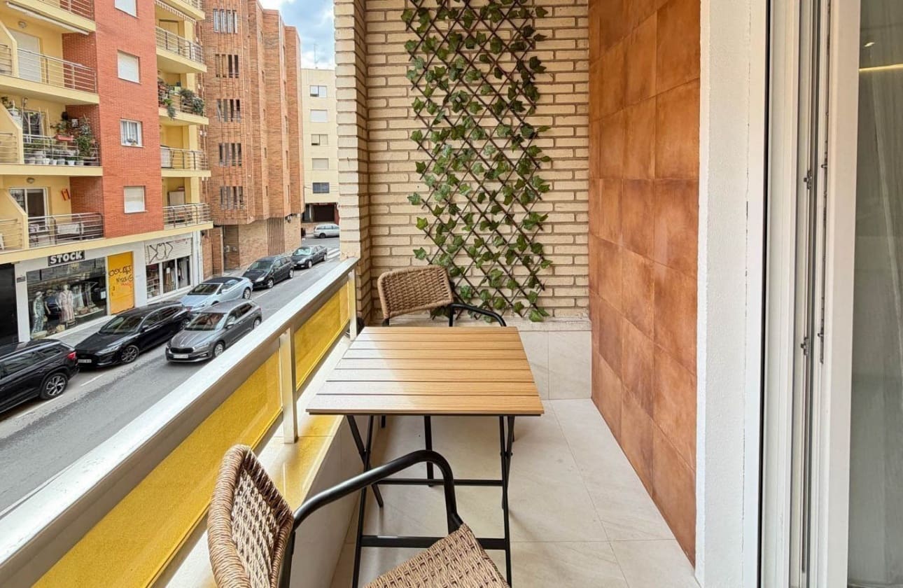 4 slaapkamer Appartement te koop in Torrevieja - € 277.000 (Ref: 9795133)