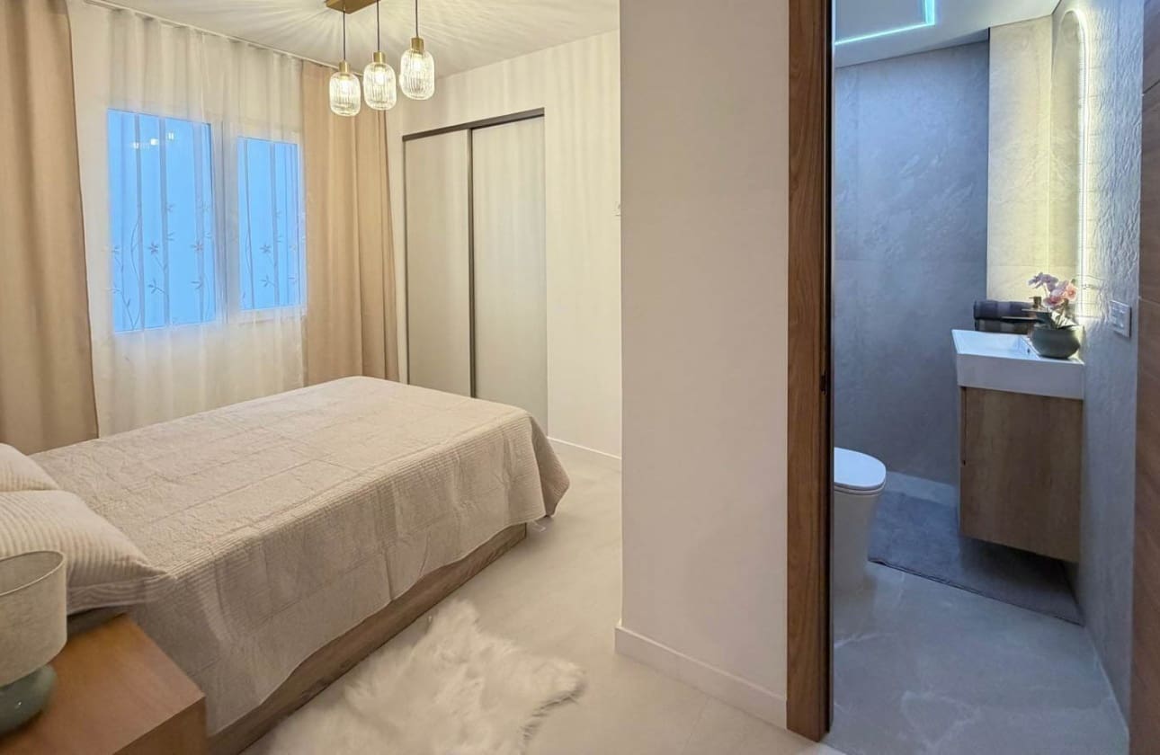 4 slaapkamer Appartement te koop in Torrevieja - € 277.000 (Ref: 9795133)