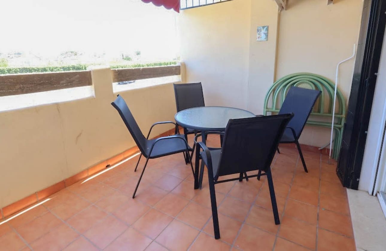 2 soveværelse Lejlighed til salg i Playa Flamenca med swimmingpool - € 179.000 (Ref: 9795135)