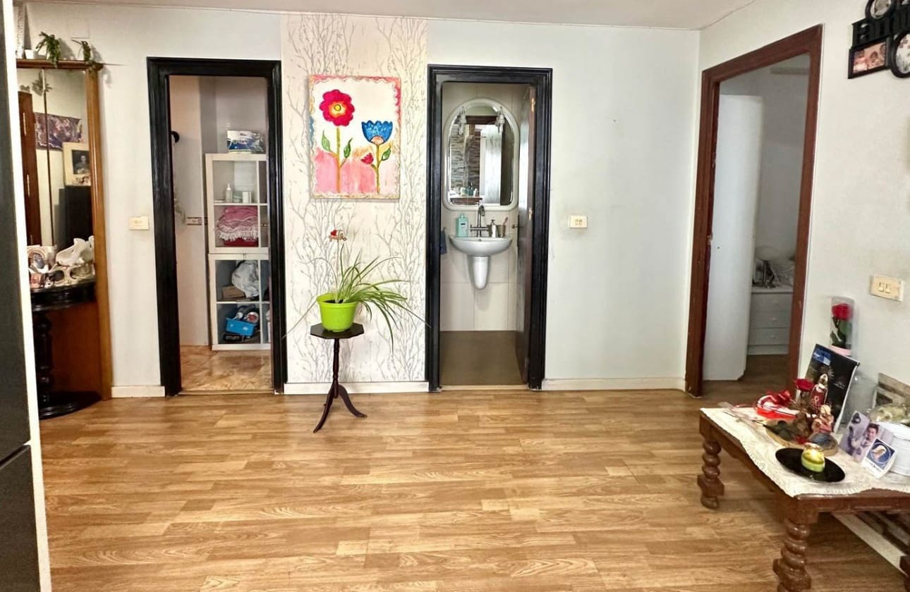 2 soverom Leilighet til salgs i Torrevieja - € 149 900 (Ref: 9795136)