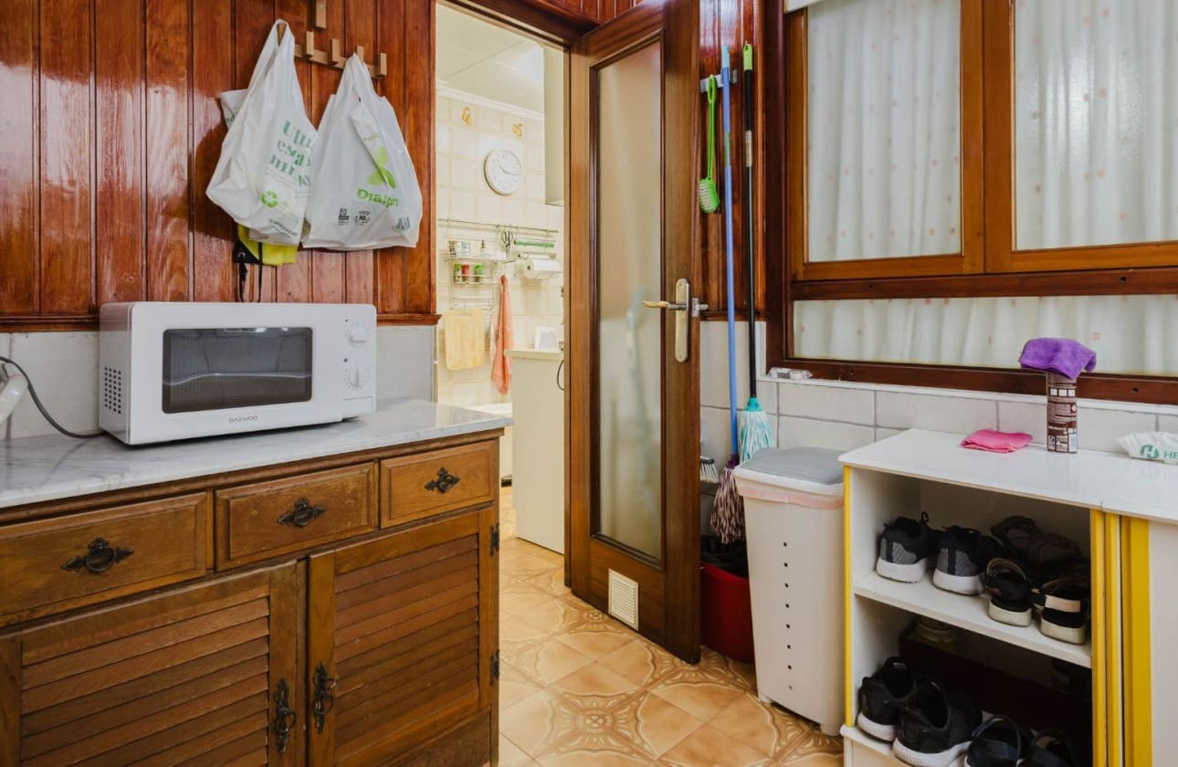 3 makuuhuone Ranta-asunto myytävänä paikassa Torrevieja mukana uima-altaan - 249 500 € (Ref: 9795138)