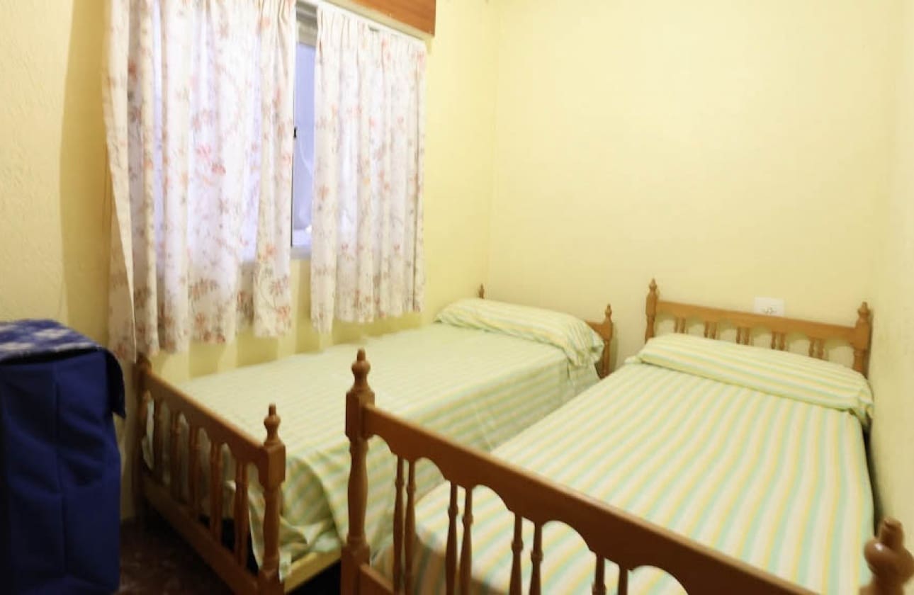 3 Zimmer Apartment zu verkaufen in Torrevieja - 160.000 € (Ref: 9795139)