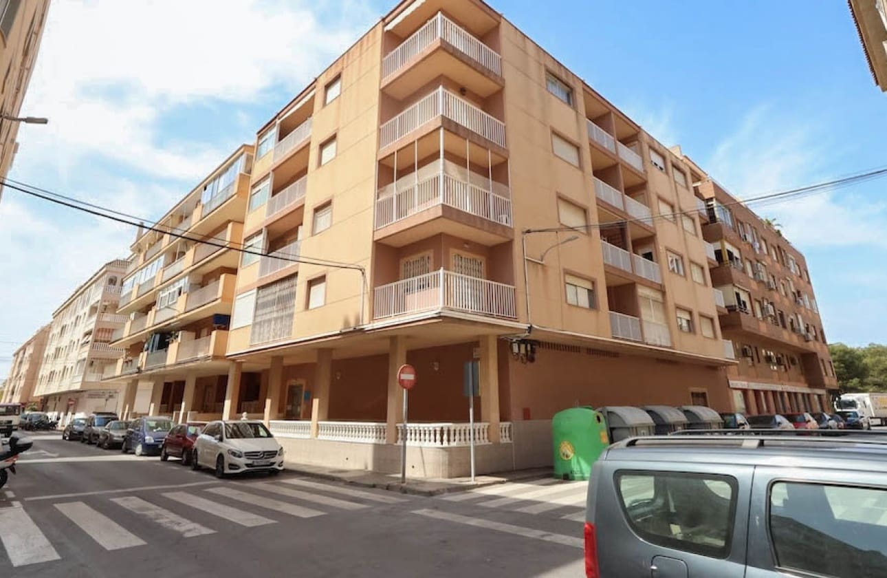 3 Zimmer Apartment zu verkaufen in Torrevieja - 160.000 € (Ref: 9795139)