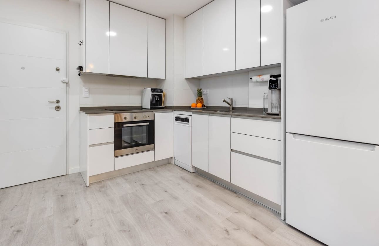 3 makuuhuone Huoneisto myytävänä paikassa Villamartin mukana uima-altaan - 299 000 € (Ref: 9795140)