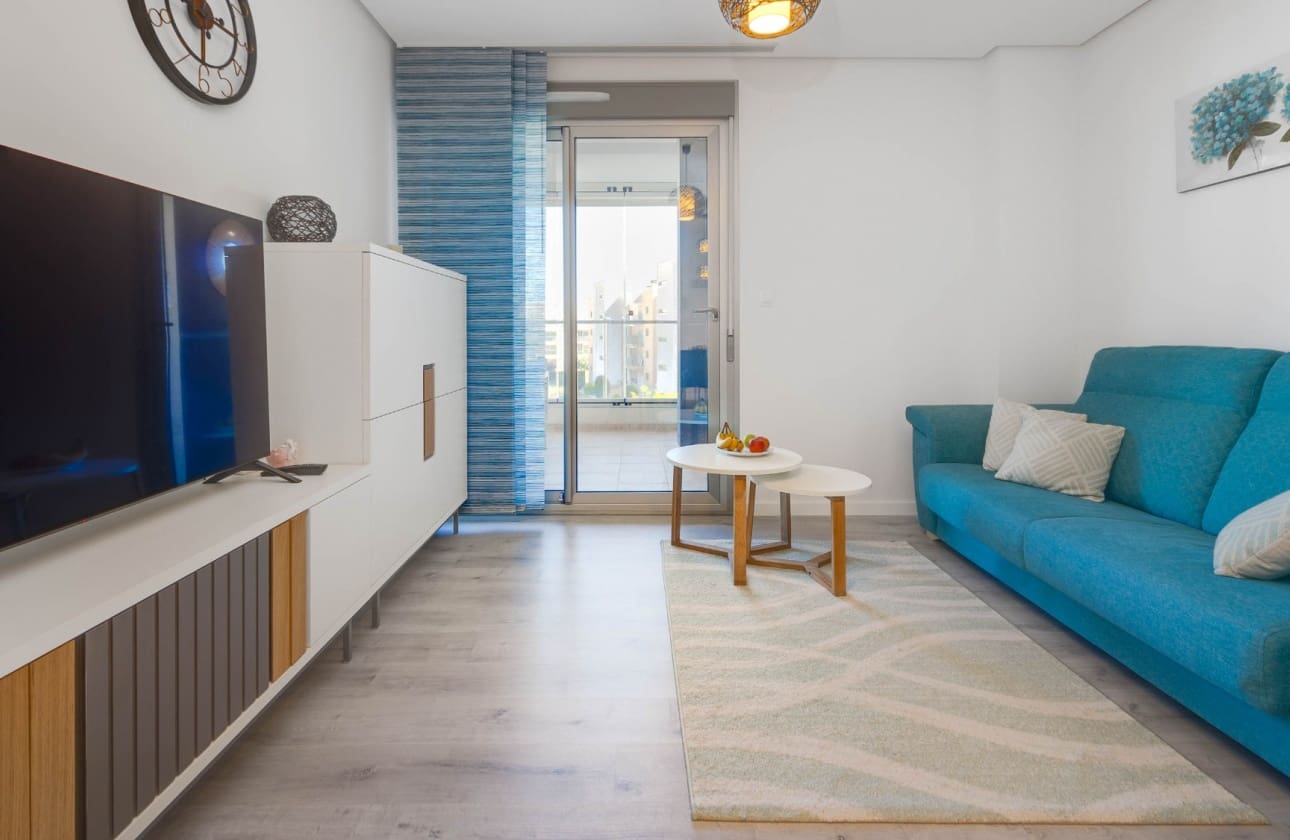 3 makuuhuone Huoneisto myytävänä paikassa Villamartin mukana uima-altaan - 299 000 € (Ref: 9795140)