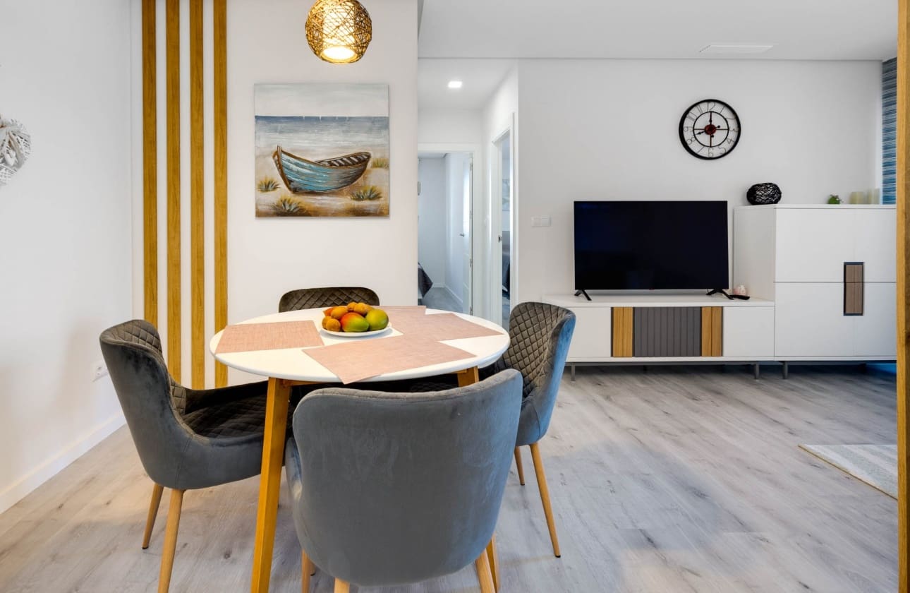 3 makuuhuone Huoneisto myytävänä paikassa Villamartin mukana uima-altaan - 299 000 € (Ref: 9795140)