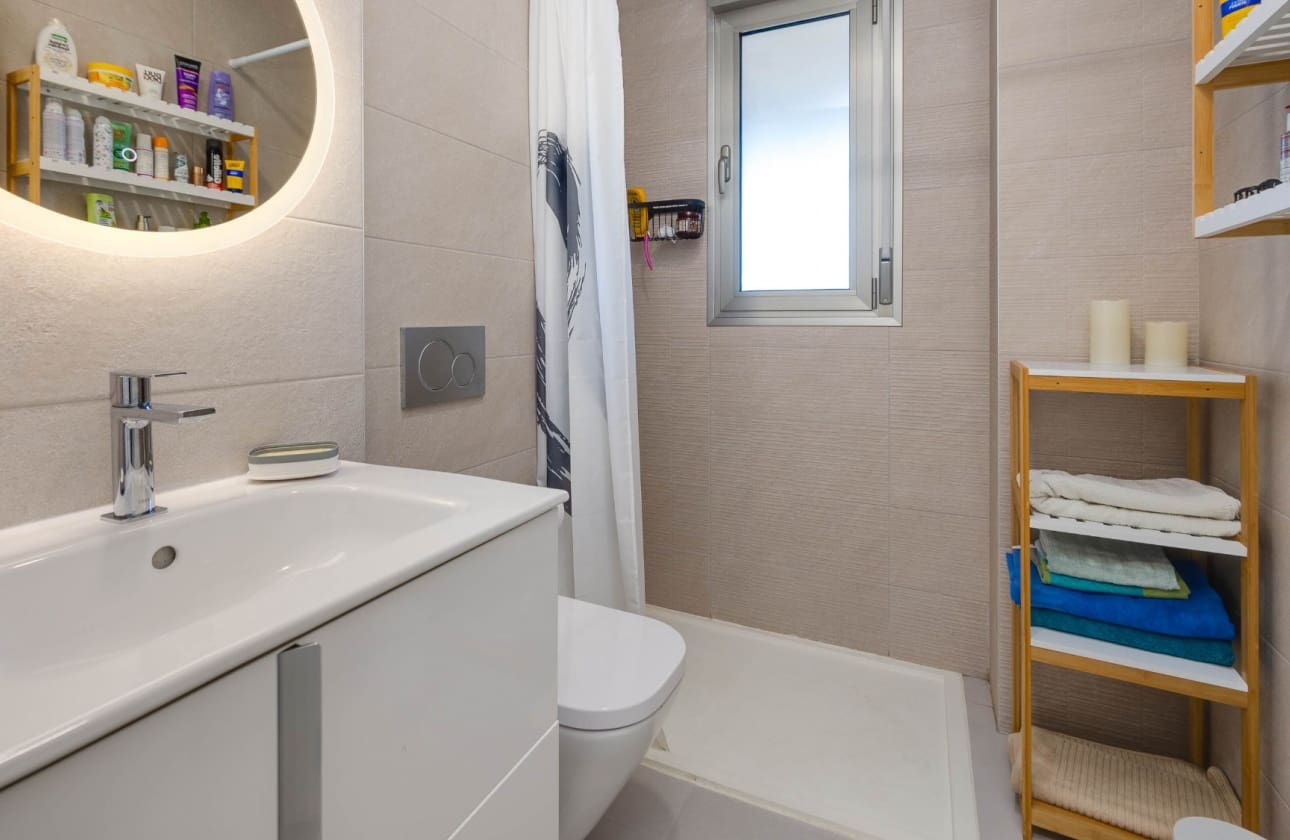 3 makuuhuone Huoneisto myytävänä paikassa Villamartin mukana uima-altaan - 299 000 € (Ref: 9795140)