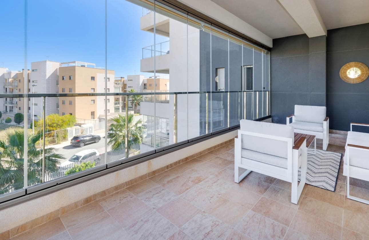 3 makuuhuone Huoneisto myytävänä paikassa Villamartin mukana uima-altaan - 299 000 € (Ref: 9795140)