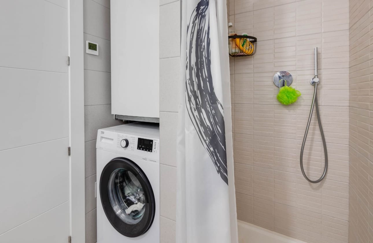 3 makuuhuone Huoneisto myytävänä paikassa Villamartin mukana uima-altaan - 299 000 € (Ref: 9795140)