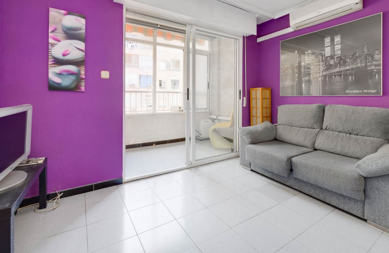 1 sypialnia Apartament na sprzedaż w Torrevieja - 99 990 € (Ref: 9795141)