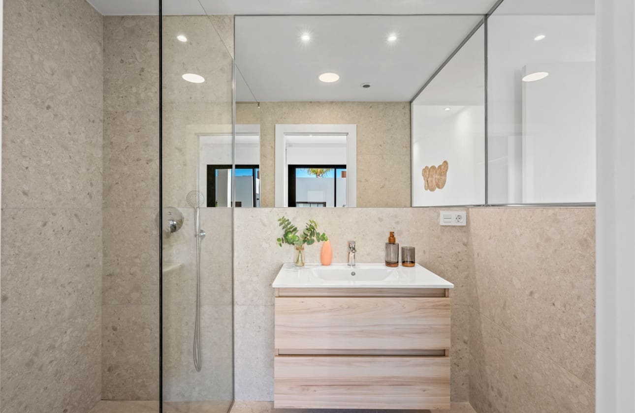 Bungalow de 2 habitaciones en Los Alcázares en venta con piscina - 269.000 € (Ref: 9795373)