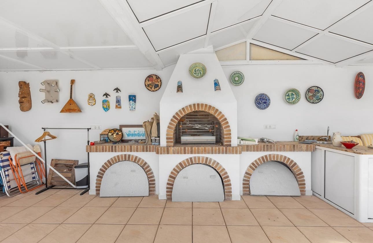 Ático de 2 habitaciones en Torrevieja en venta con piscina garaje - 449.000 € (Ref: 9803767)