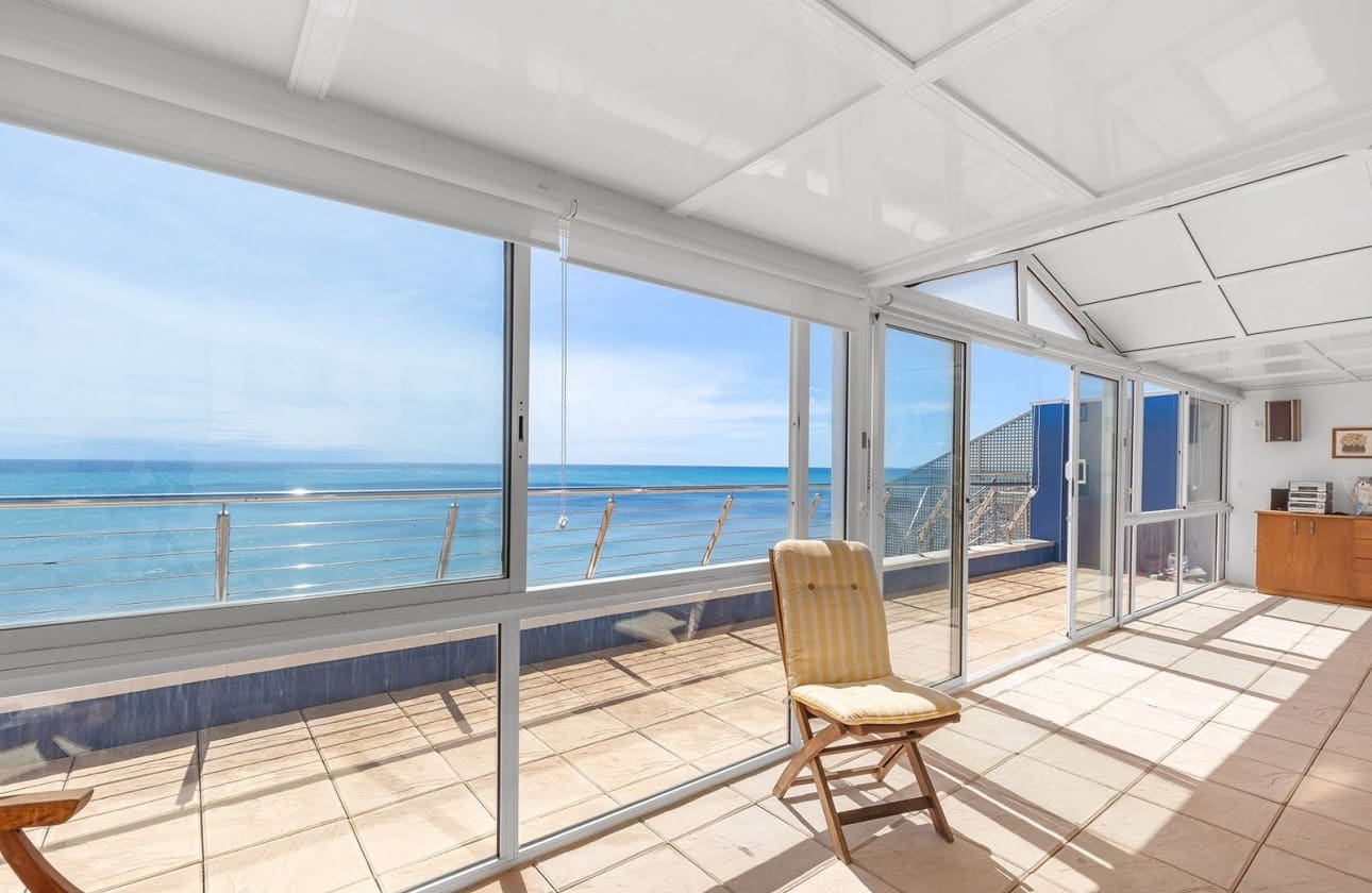 Ático de 2 habitaciones en Torrevieja en venta con piscina garaje - 449.000 € (Ref: 9803767)