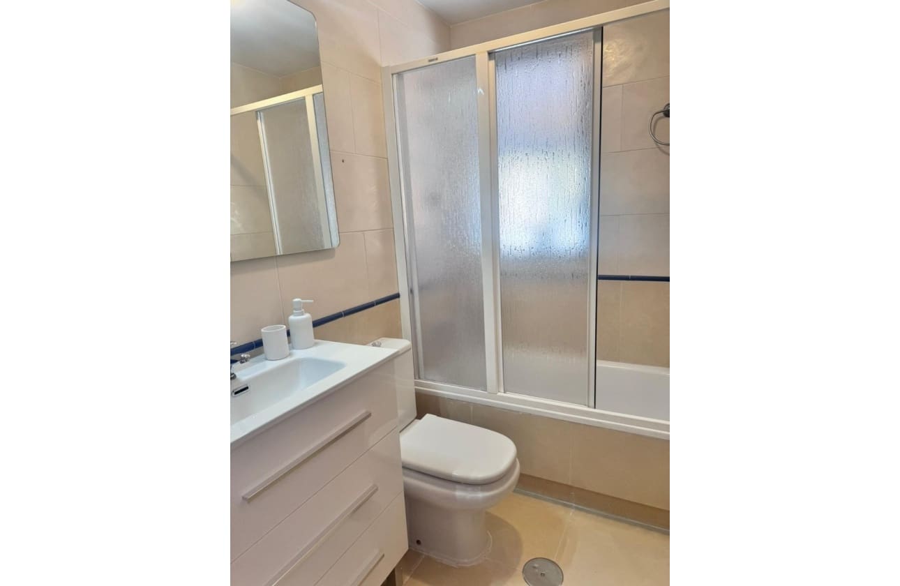 3 bedroom Penthouse for sale in Torrevieja with pool garage - € 329,000 (Ref: 9807212)