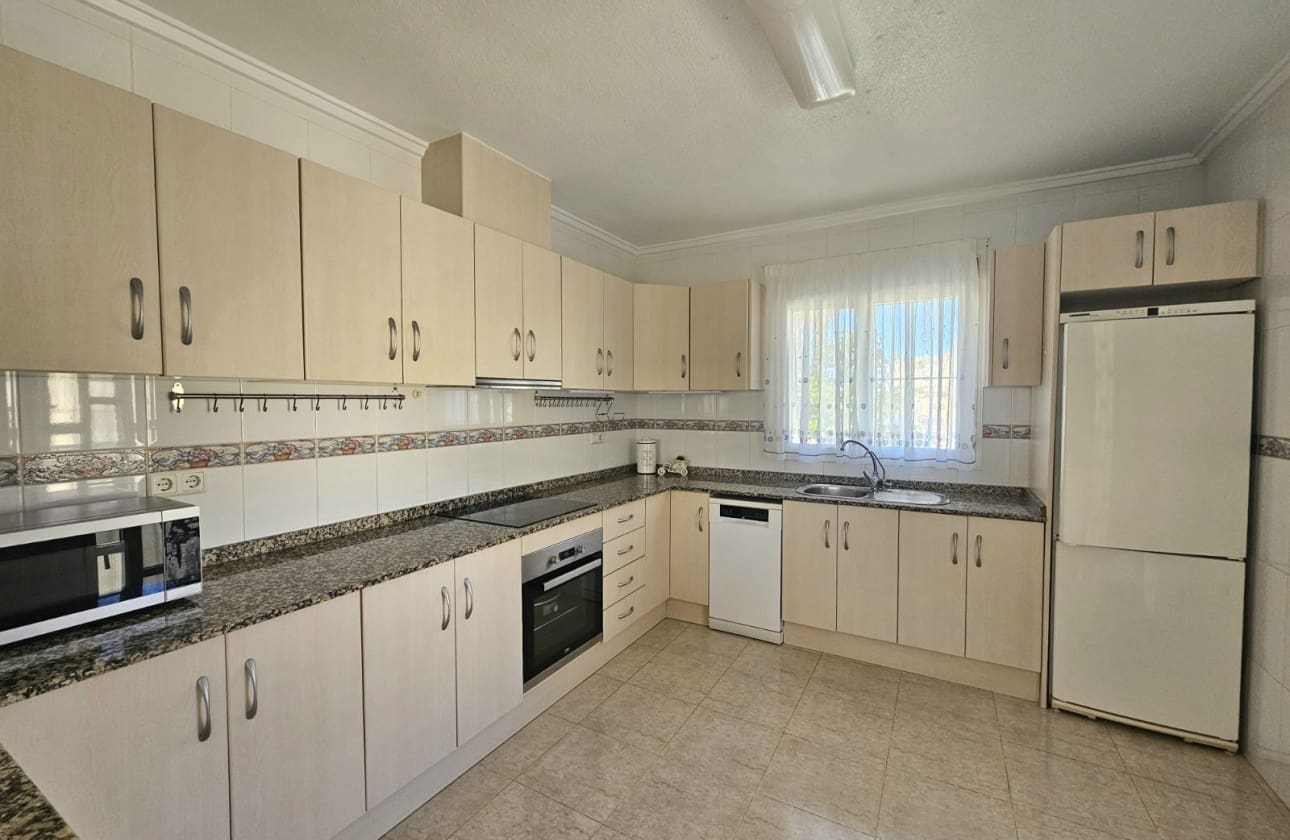 Chalet de 3 habitaciones en Ciudad Quesada en venta con piscina garaje - 430.000 € (Ref: 9815150)