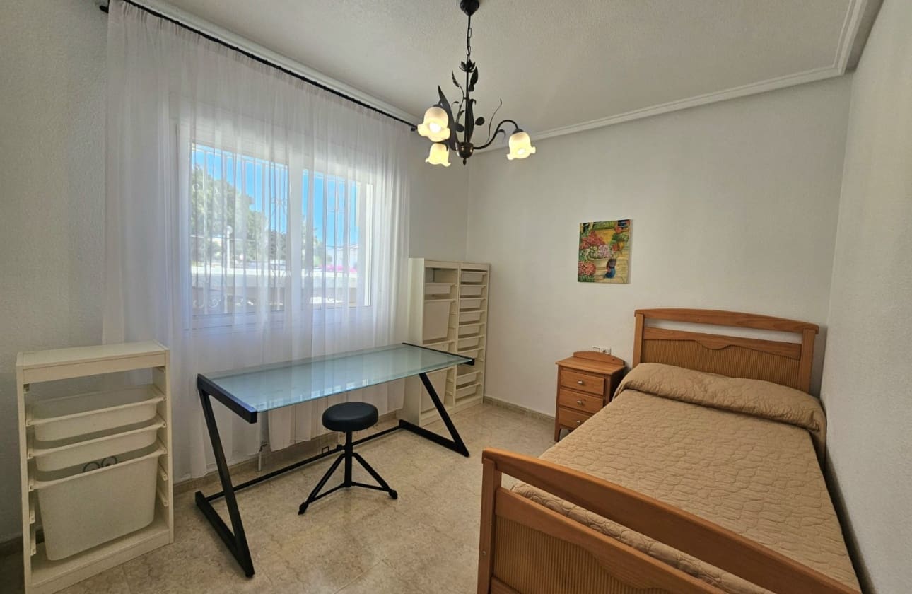 Chalet de 3 habitaciones en Ciudad Quesada en venta con piscina garaje - 430.000 € (Ref: 9815150)