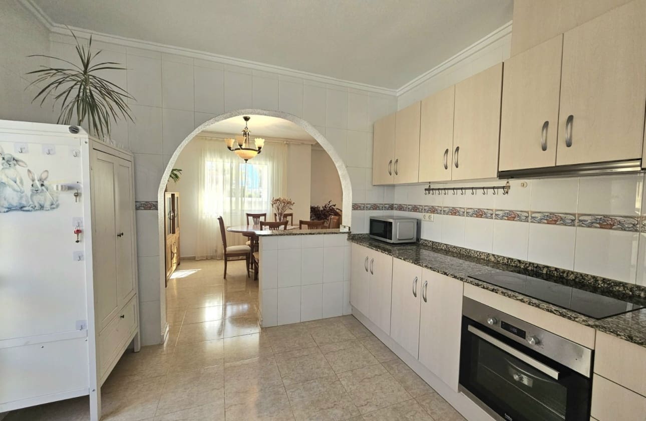 Chalet de 3 habitaciones en Ciudad Quesada en venta con piscina garaje - 430.000 € (Ref: 9815150)