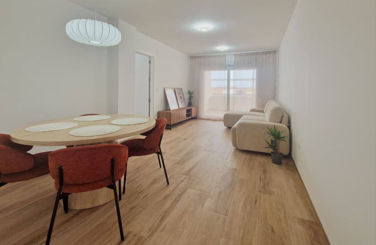 2 slaapkamer Appartement te koop in San Fulgencio met zwembad - € 148.000 (Ref: 9838702)