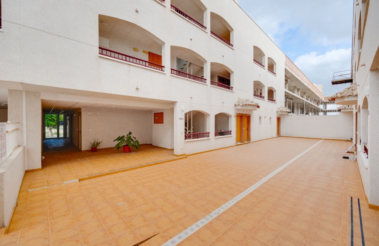 2 slaapkamer Appartement te koop in San Fulgencio met zwembad - € 148.000 (Ref: 9838702)