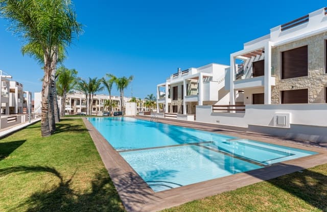 2 slaapkamer Bungalow te koop in Los Balcones - Los Altos, Torrevieja met zwembad - € 300.000 (Ref: 9844024)