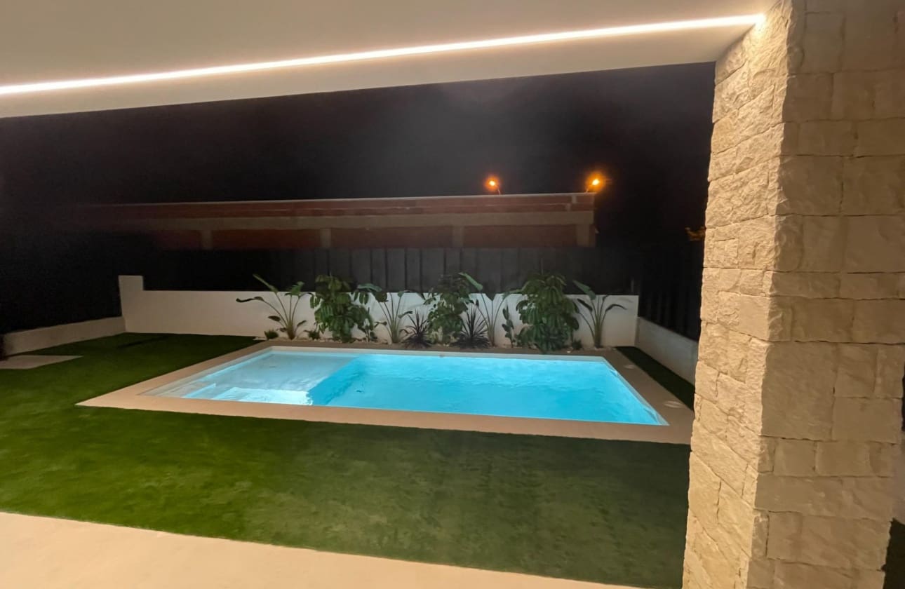 3 bedroom Villa for sale in Molina de Segura - € 409,000 (Ref: 9844028)
