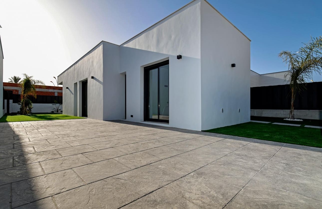 3 bedroom Villa for sale in Molina de Segura - € 409,000 (Ref: 9844028)
