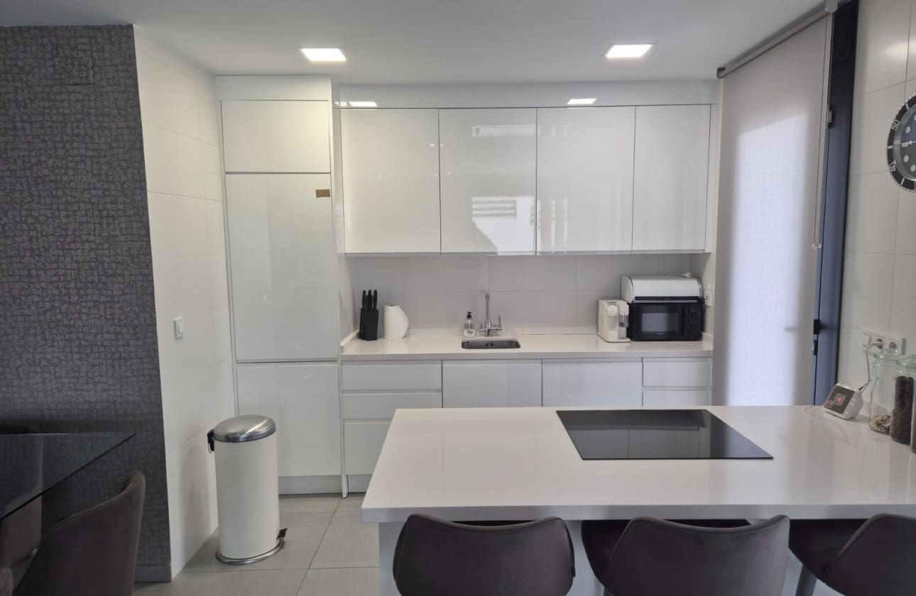 5 quarto Moradia para venda em Los Balcones com piscina garagem - 960 000 € (Ref: 9844033)