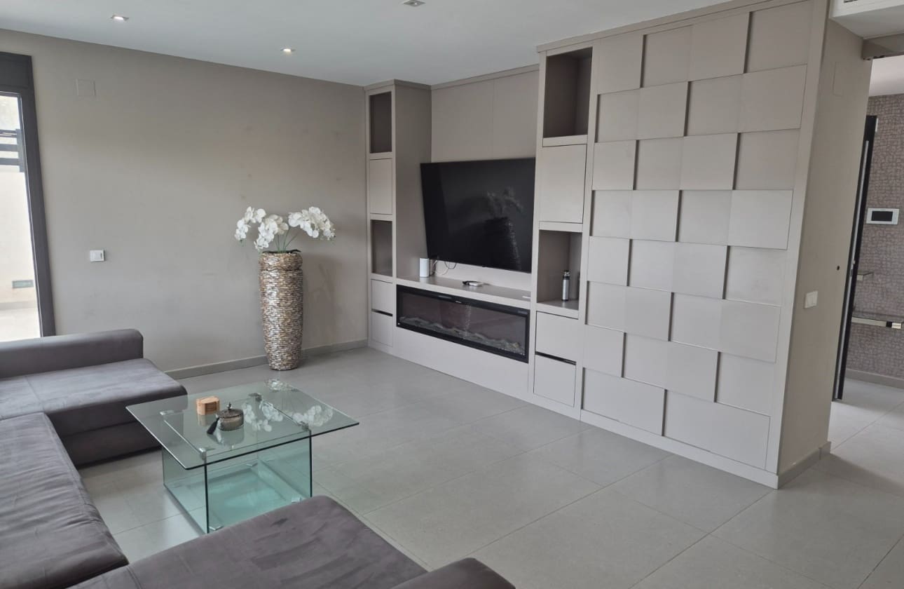 5 quarto Moradia para venda em Los Balcones com piscina garagem - 960 000 € (Ref: 9844033)