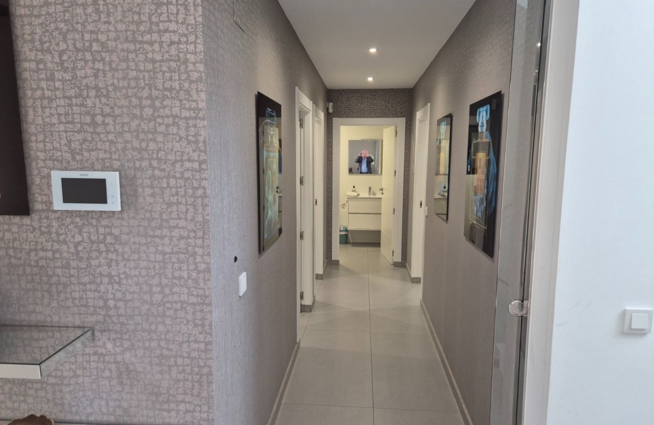 5 quarto Moradia para venda em Los Balcones com piscina garagem - 960 000 € (Ref: 9844033)