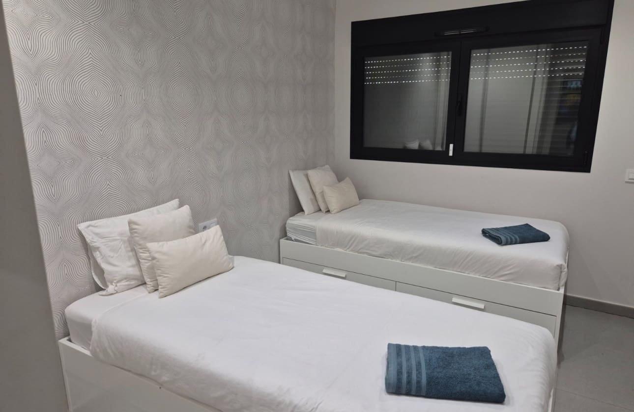 5 quarto Moradia para venda em Los Balcones com piscina garagem - 960 000 € (Ref: 9844033)
